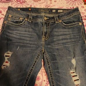 Distress Miss Me Jeans